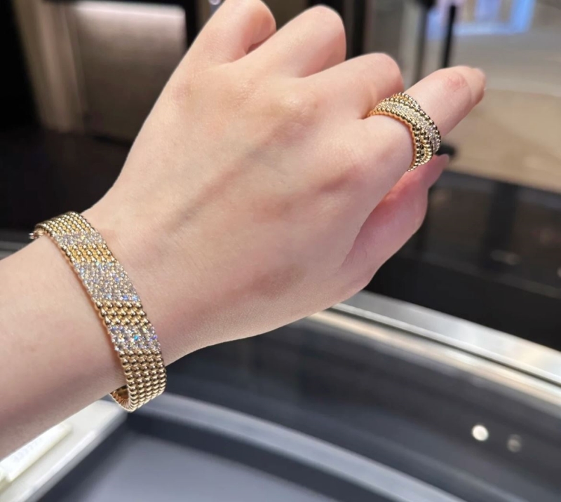 Vca Bracelets